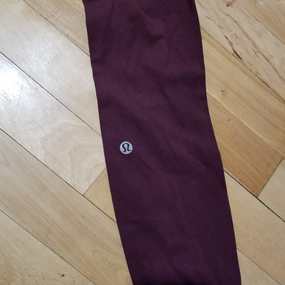 Lululemon Leggings Size 4 - Picture 4 of 8